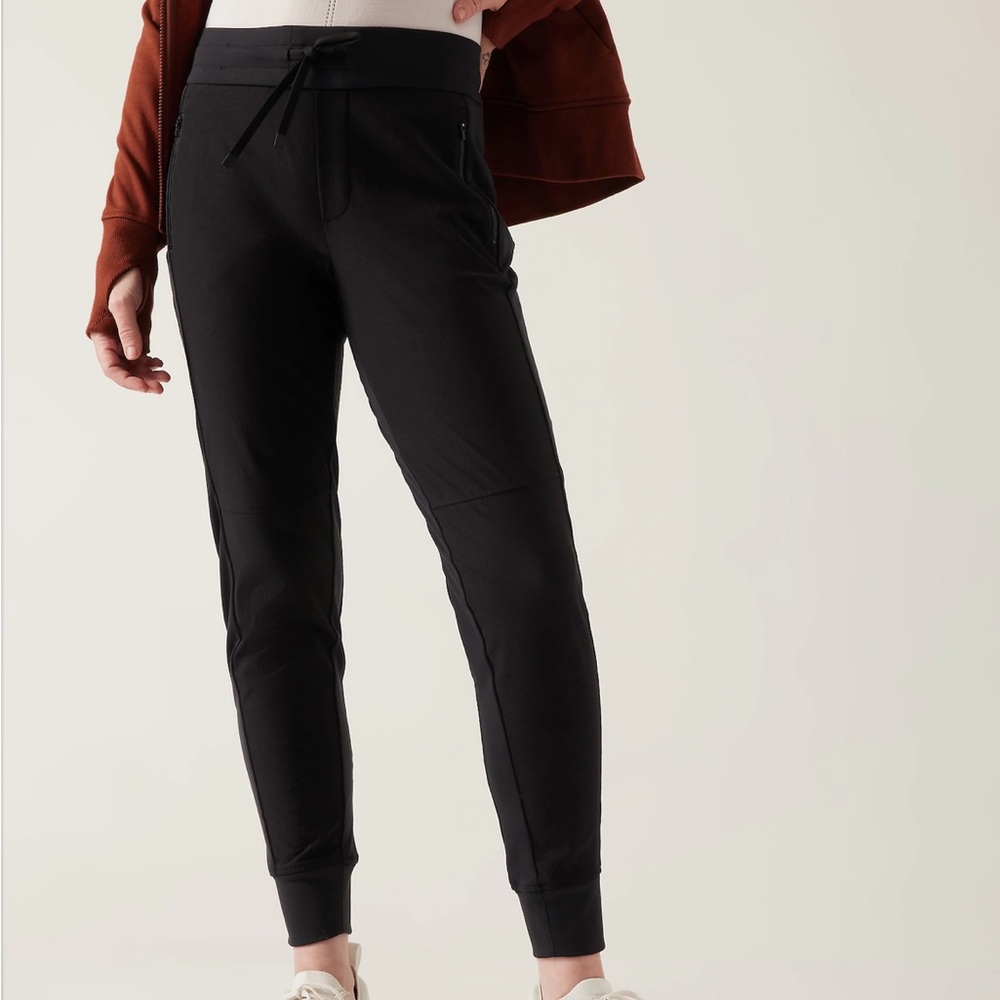 Athleta Headlands Hybrid Trek Jogger